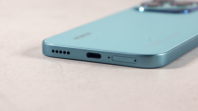 ИИ-кнопка для легкости: Обзор смартфона HONOR 400 Lite